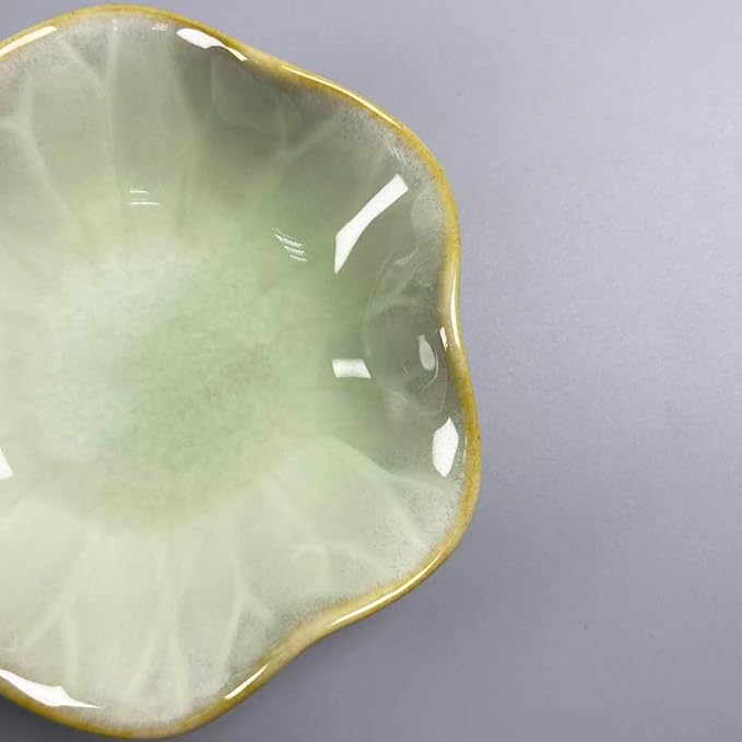 Jewelry Dish Tray - Ceramic Trinket Tray for Rings, Keys, Earrings | Decorative Key Bowl for Women, Gift for Friends, Sisters, Daughter, Mother, Lotus leaf shap, Jewelry Trays (Light Green)