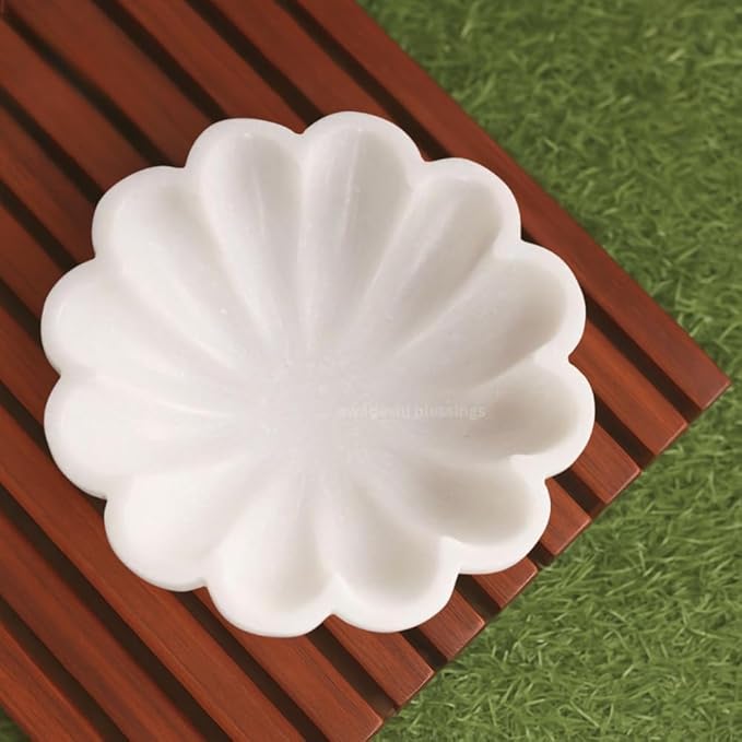 SWADESHI BLESSINGS HandCrafted Marble Decorative Bowl | White Ruffle Scalloped Fluted Key/Fruit Ring Dish | Organic Modern Home Decor (9 Inches)