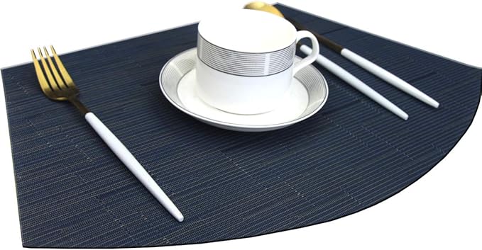 Wedge Placemats for Round Table Woven Vinyl Heat Resistant Washble Easy Clean Table Mats Set of 6（Navy）