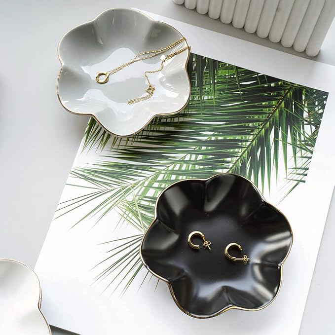 4.7 inch Small Ring Dish, Ceramic Jewelry Holder Tray, Black Catch All Trinket Bowl for Keys Rings Earrings