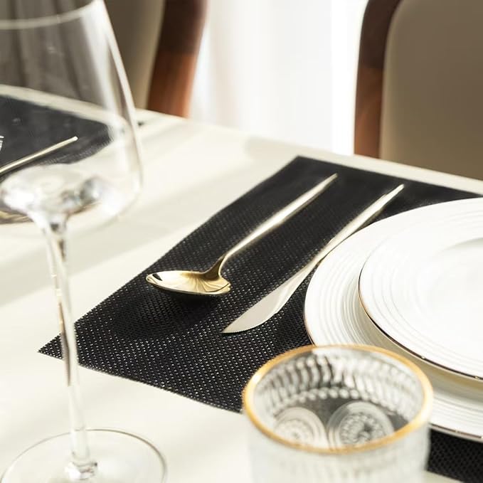 Placemats Set of 6 Vinyl/Plastic Woven Place Mats for Kitchen Table Indoor/Outdoor Washable Placemat Wipeable Dining Table Mats (Full Black,6)