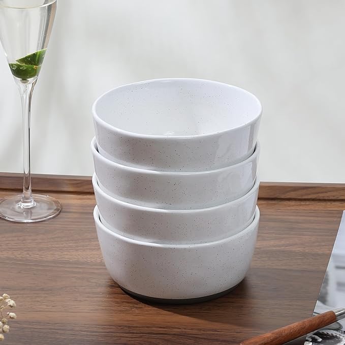 Ceramic Bowls,26 oz Porcelain Cereal Bowls,Stoneware Dinner Dish Set of 4 for Soup, Cereal, Oatmeal, Fruit, Rice - Dishwasher & Microwave Safe,White(Grey Bottom)