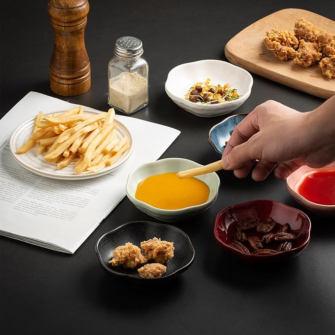 4.4Oz Kiln-Changed Dipping Bowls, 4.3 Inches Ceramic Flower-Shaped Soy Sauce Dishes, Small Appetizer/Side Plates Set of 4 (blue)