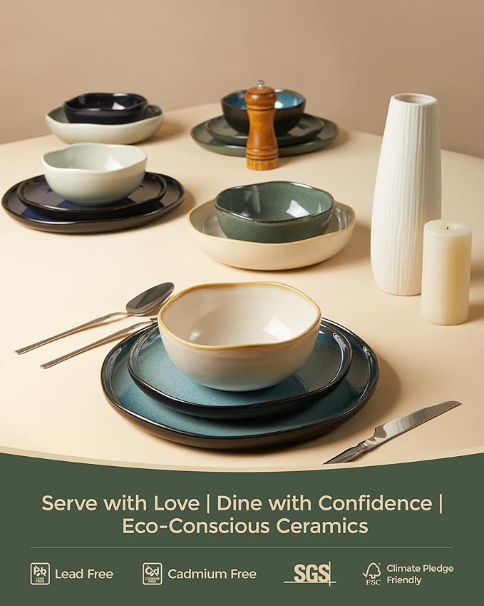 Large Holiday Dinnerware Sets for 8, Ceramic Plates and Bowls Set, Kitchen Dish Set, Microwave & Dishwasher Safe Dishware, Perfect for Christmas & Thanksgiving, Forest Green