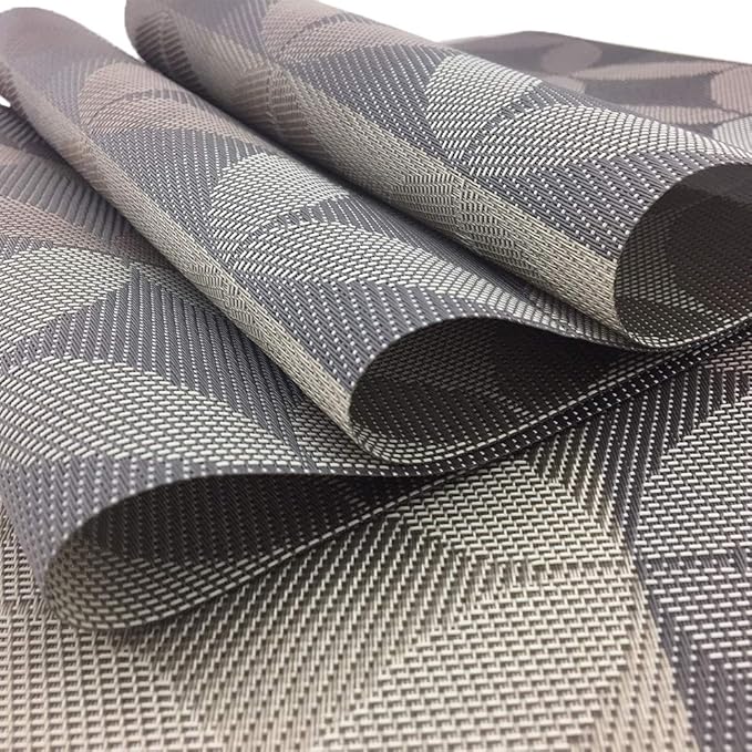 Gugrida Set of 6 Heat-Resistant, Stain Resistant, Anti-Skid, Washable Non-Slip PVC Woven Vinyl Kitchen Table Mats - 30x45 cm (Black)