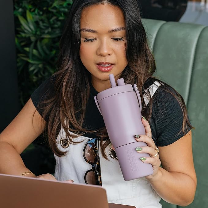 BrüMate Resa 25oz 100% Leakproof Travel Tumbler with Handle & Straw | Flexible SoftSip Straw | Silicone Sleeve for Durability | Stainless Steel | Cup Holder & Travel Friendly Water Bottle | (Juniper)