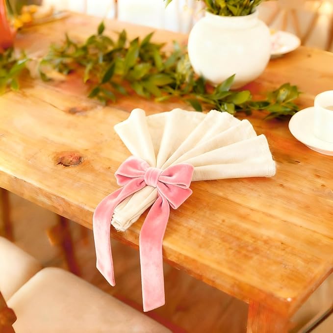Bow Napkin Rings Set of 6 Luxury Soft Pink Velvet Napkin Holders, Elegant Bow Design for Christmas Holiday Dinner Wedding Party Table Decor