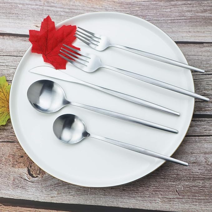 JASHII 32-Piece Tableware Set Stainless Steel Flatware Set with Coffee Spoon Long Handle Spoon Premium Cutlery Service for 4 Satin Finish Utensils for Home (Silver)