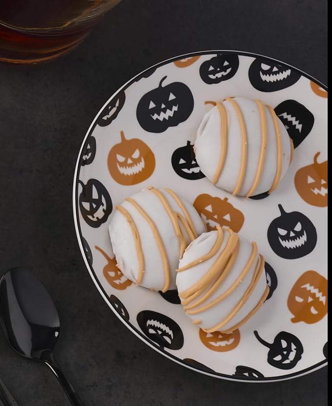 Oneida Dinnerware Set, Vintro Halloween Accent Plates, Dishwasher Safe - Image 9