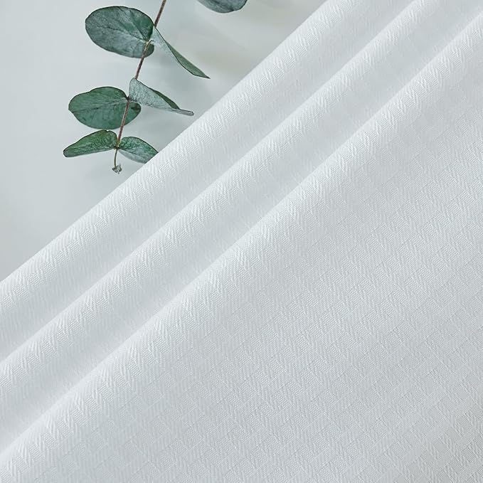 maxmill Rectangle Tablecloth Weaved Texture Design Water Resistant Wrinkle Free Spill-Proof, Soft Table Cloth for Dining Room Decoration, Banquet Parties Event Holiday Dinner, 52 x 84 Inch White