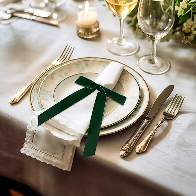 Riceshoot Velvet Bow Napkin Rings Bows with Gold Semicircle Metal Napkin Ring Velvet Bow Holder for Wine Bottles Table Settings Candlestick Wedding Valentine's Day Dinner(Green,6 Pcs)