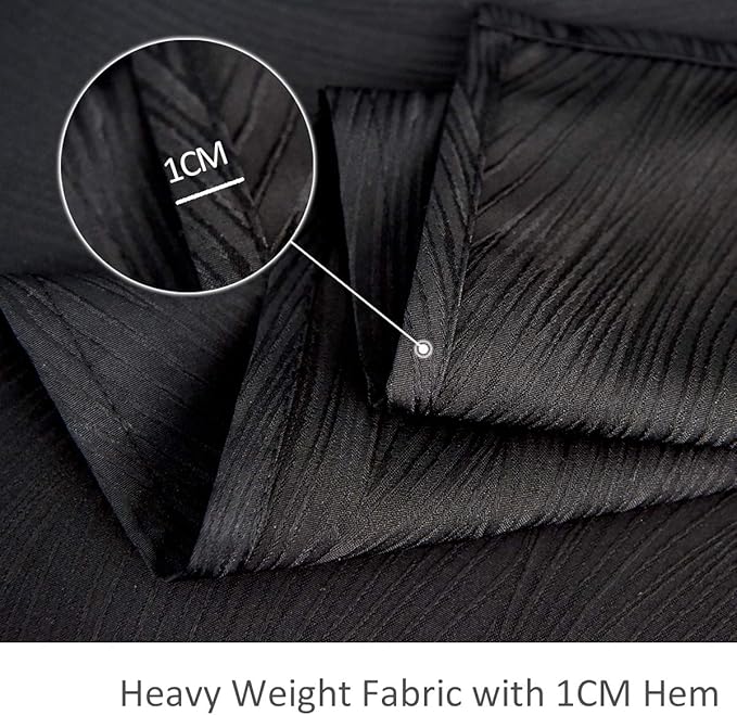 maxmill Jacquard Table Cloth Swirl Pattern Spillproof Wrinkle Resistant Heavy Weight Soft Tablecloth for Kitchen Dinning Tabletop Decoration Outdoor Picnic Rectangle 52 x 70 Inch Black