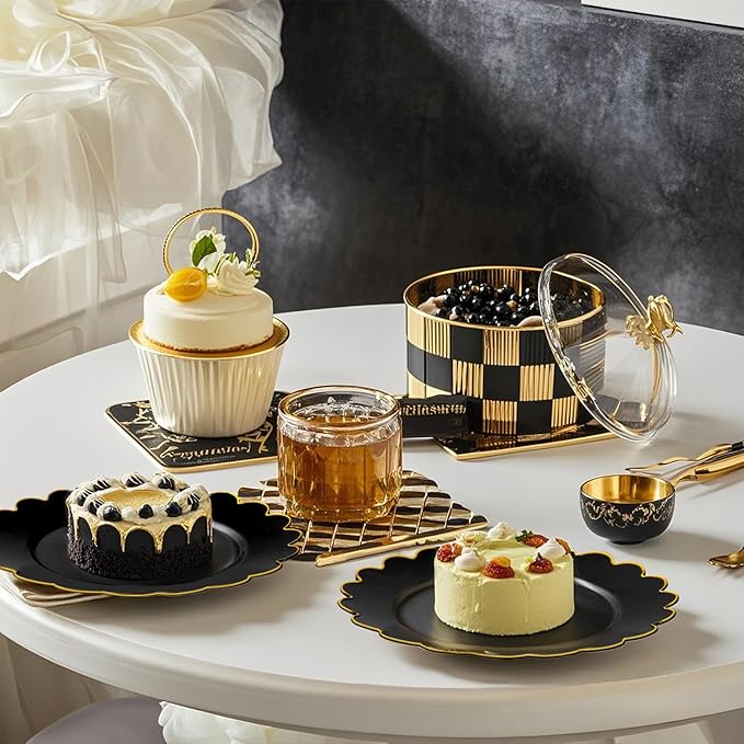LIYH 100 Pcs Black Plastic Scalloped Plates - Disposable Dessert Plates with Elegant Gold Rim Cake Plate Disposable for Salad Parties Cass Reunions Wedding