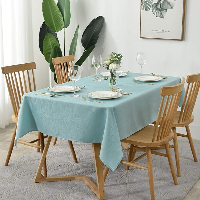maxmill Jacquard Tablecloth Swirl Design Water Resistance Antiwrinkle Spillproof Heavy Weight Soft Table Cloth for Buffet Banquet Parties Event Holiday Dinner Rectangle 60 x 84 Inch Turquoise