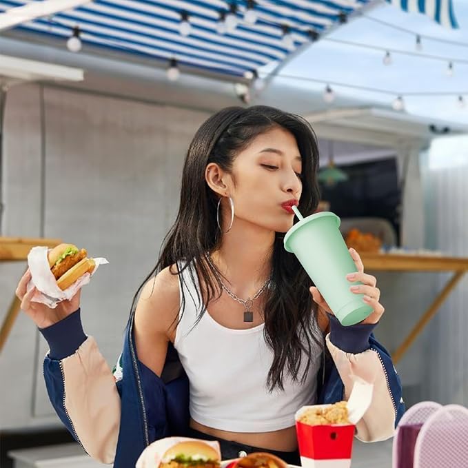 24 oz Plastic Cups With Lids and Straws, Sturdy & Food-Safe Iced Coffee Cups - Image 4