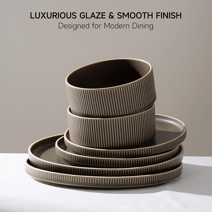 Dinnerware Set Service for 4, 12-Piece Ceramic Plates and Bowls Set, Chip & Scratch Resistant, Microwave and Dishwasher Safe, Modern Minimalist Tableware for Everyday Use, Matte Green