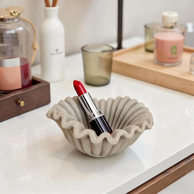 Small Decorative Bowl decor, Scalloped Pedestal Bowls for Modern Home Decor,Ruffle Decor,Stylish Key Bowl for Entry Table,Decorative Fruit Bowl for Kitchen Counter,Artificial Stone Beige