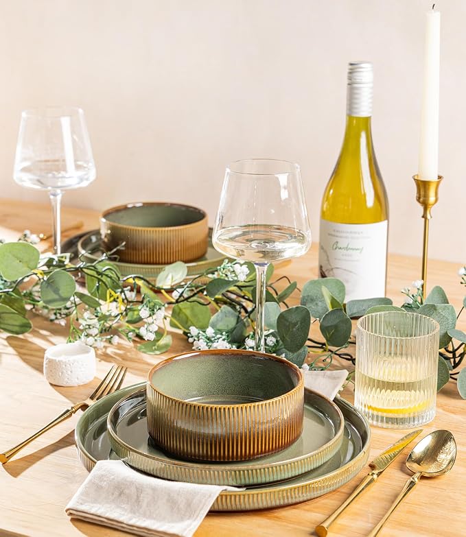 Ceramic Dinnerware Set for 4, 12-Piece Plates and Bowls Set | Lightweight - Image 5
