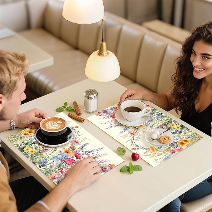 Flowers Placemats Set of 4 Washable Table Place Mats for Dining Kitchen Party Decor