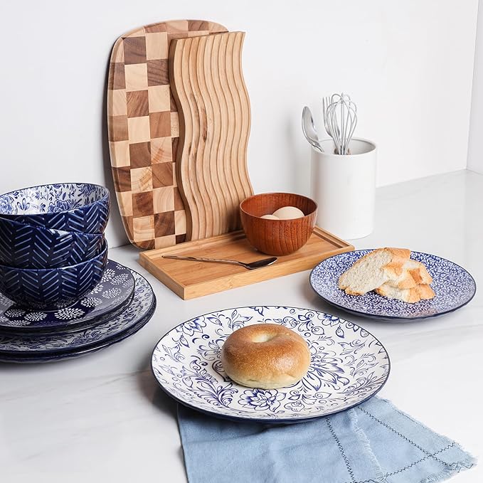 Selamica Ceramic Dinner Plates set of 4, 10.5 Inch Ceramic Plates for Kitchen, Large Serving Plates for Pasta Salad Steak, Microwave Dishwasher Safe, Blue