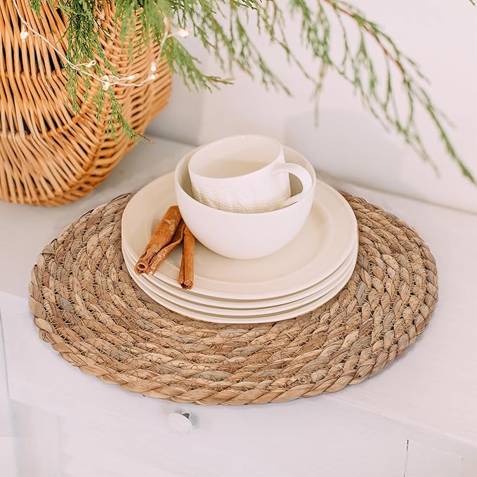 GENMOUS Woven Placemats Set of 6, 13" Round Placemats Natural Water Hyacinth Boho Placemats, Farmhouse Rattan Chargers for Dinner Plates,Rustic Braided Wicker Table Mats for Dining Table,Home,Wedding