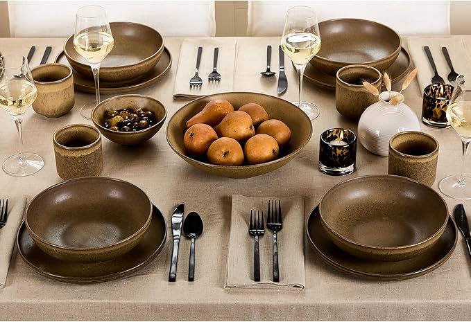 Solino Home Linen Natural Tablecloth 60 x 90 Inch - 100% Pure Linen Rectangular Tablecloth - Machine Washable Table Cloth for Spring, Easter - Fete