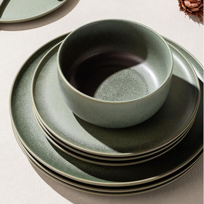 LERATIO Stoneware Dinnerware Sets for 4,Handcarft Ceramic Plates and Bowls Sets,Chip and Scratch Resistant Dishes, Dishwasher & Microwave Safe, Oven safe,Reactive Glaze-Green