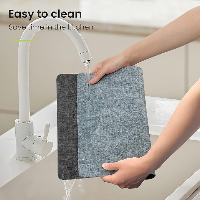 Placemats Set of 6, Faux Leather Heat Resistant Wipeable Placemats, Dual Sided Waterproof Washable Table Mats with Coaster, Suitable for Kitchen, Dining, Table Decor (6, Black Light Blue)