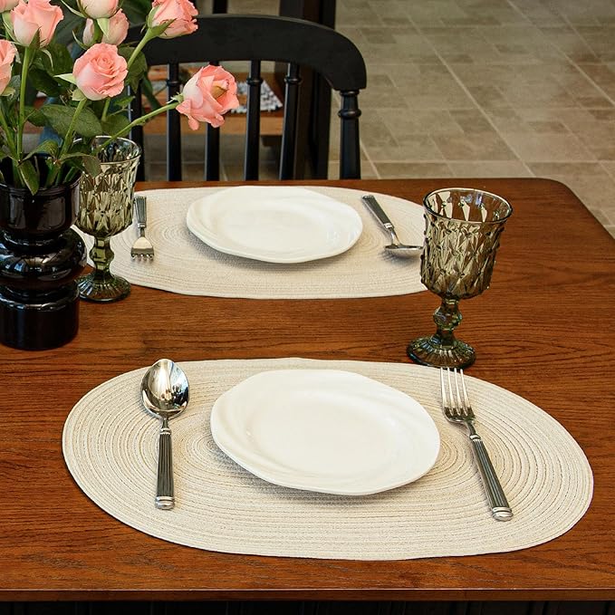 Noctiflorous Oval Braided Placemats Set of 4 Woven 12x18 Inch Non Slip Washable Heat Resistant Place Mats Round Tablemats for Dining Kitchen Party Daily Table Decor Dinner Mats (Beige, 4)