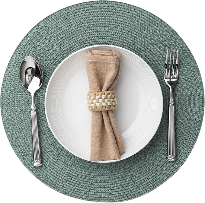 Round Placemats Set of 4 Plastic Woven Placemats Washable Wipeable Table Mats for Dining Table Heat Resistant Non-Slip Circle Place Mats (Dusk Green)
