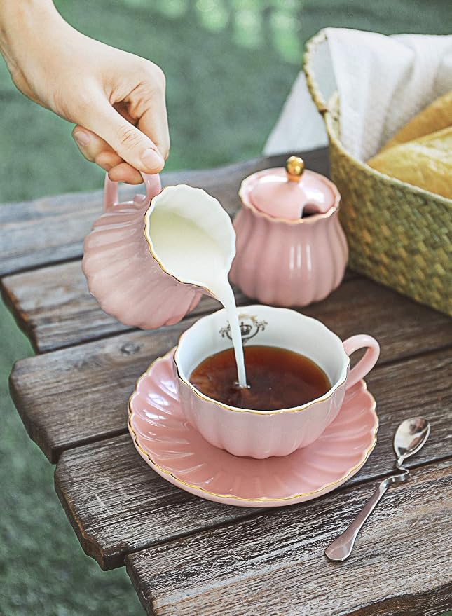 Royal Tea Cups and Saucers, - Image 7