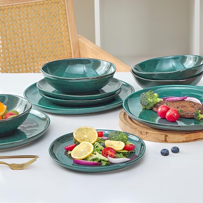 Bestone 12 Pieces Round Kitchen Dinnerware Sets，Plates and Bowls Sets,Dishes, Plates, Bowls, Dish Set, Chip Resistant Ceramic Dinnerware Set, Dishwasher/Microwave Safe,Service for 4,Ceylon Green