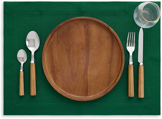 Solino Home Linen Placemats Set of 4 - Christmas Green Placemats 14 x 19 Inch - 100% Pure Linen Table Place Mats for St Patricks Day - Fete