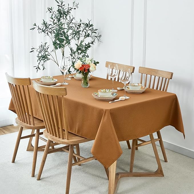 maxmill Tablecloth Weaved Texture Pattern Rectangular Tablecloth Water Resistance Antiwrinkle Spillproof Soft Table Cloth for Fall Harvest Thanksgiving Parties Holiday Dinners, 52x 108 Inch, Amber