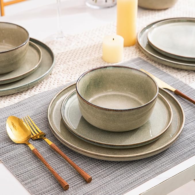 AmorArc Ceramic Dinnerware Sets,Round Reactive Glaze Stoneware Plates and Bowls Set,Highly Scratch Resistant | Dishwasher & Microwave Safe Dishes,Service for 6 (18pc)