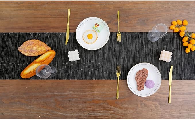 SHACOS Placemats Set of 4 Woven Vinyl Place Mats for Dining Table Wipe Clean Non Slip Table Mats (4, Black)
