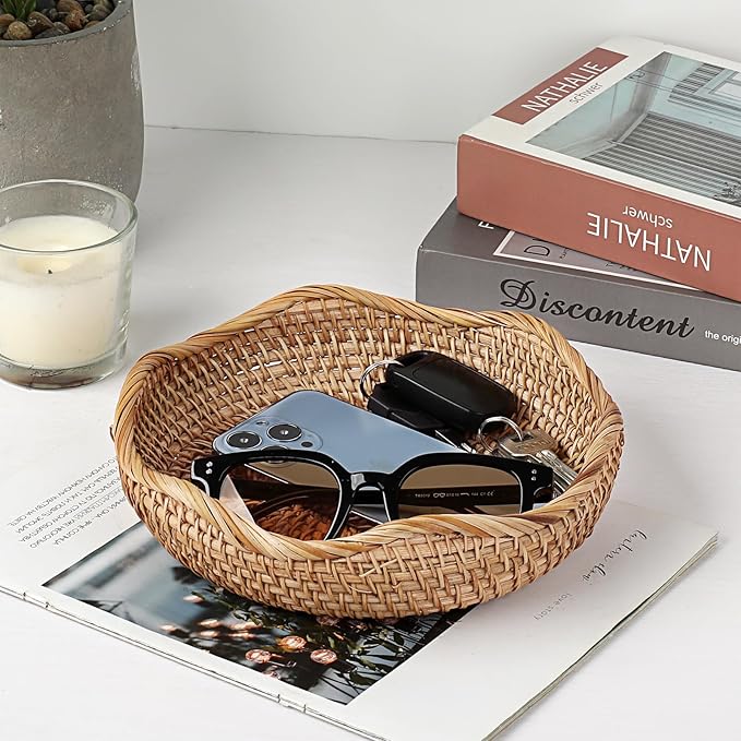 Hipiwe Natural Rattan Tray 8.5" Wicker Storage Bowls Hand Woven Basket Tray for Bread Fruit Key Round Fruit Baskets for Kitchen Entryway Tabletop Decorative Baskets Bowl
