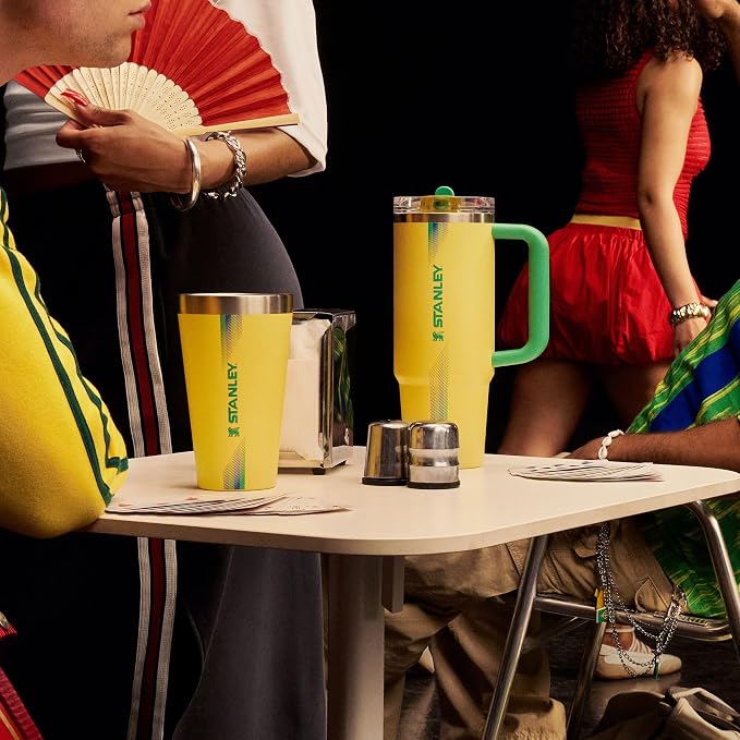STANLEY IceFlow 2.0 Flip Straw Tumbler, 30 oz, Team Yellow Green | Easy Carry - Image 6