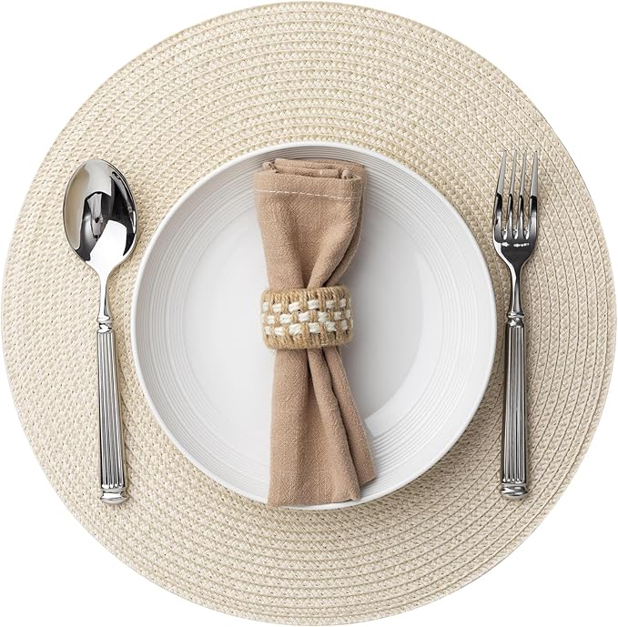 Round Placemats Set of 4 Plastic Woven Placemats Washable Wipeable Table Mats for Dining Table Heat Resistant Non-Slip Circle Place Mats（Beige