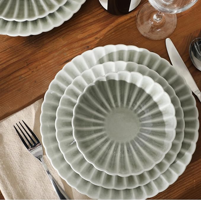 Gibson Elite Peach Orchard 12-Piece New Bone China Dinnerware Set Service - Image 4