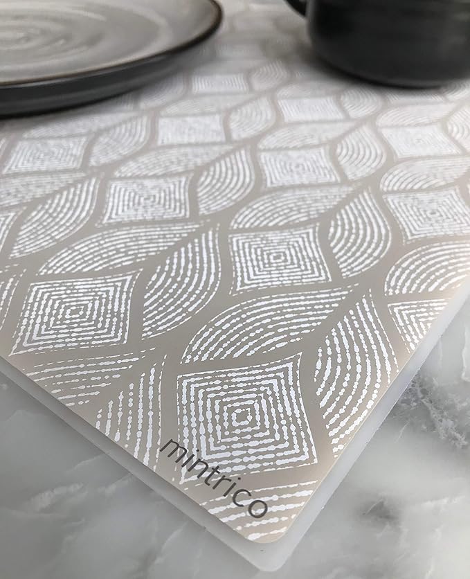 Mintrico placemat for Dining Table Set of 2 Silicone Heat Resistant Non Slip (2, Leaf) …