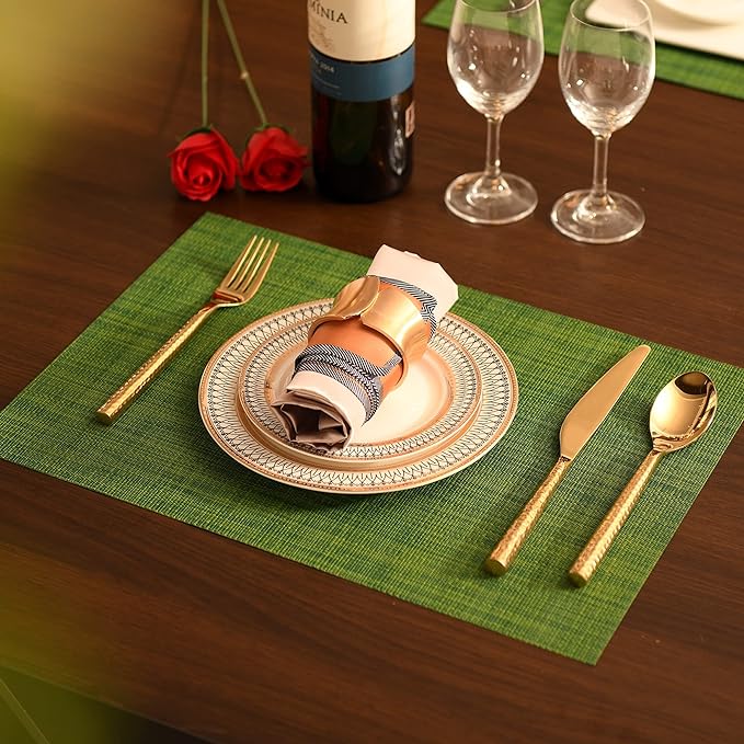 SLKQG Green Placemats Set of 8 - Wipe Clean Vinyl Placemats - Washable Heat Resistant PVC Placemats for Dining Table - 17x12 Inch (Green, 8)