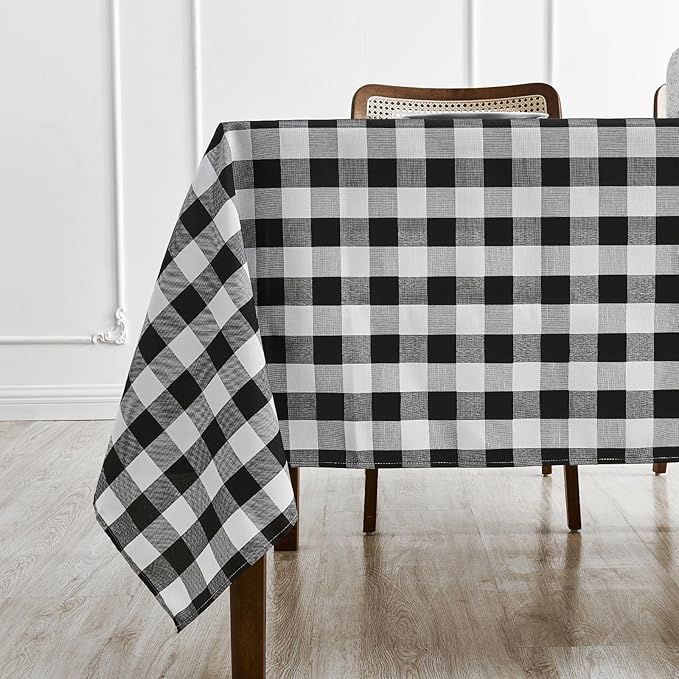 BALCONY & FALCON Gingham Table Cloth Rectangle – Machine Washable Wrinkle-Free Buffalo Checkered Tablecloth for 6ft 8ft Tables, Outdoor Picnic, Party, Kitchen Dining Decor (Black White, 55x95 Inch)