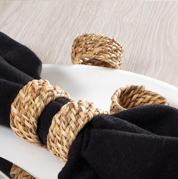 Lightnpro Natural Sea Grass Decorative Napkin Rings Set of 12, Serviette Napkin Rings Bulk for Party Decoration, Table Top Décor for Dinning Table, Everyday, Christmas, Easter Family Gatherings