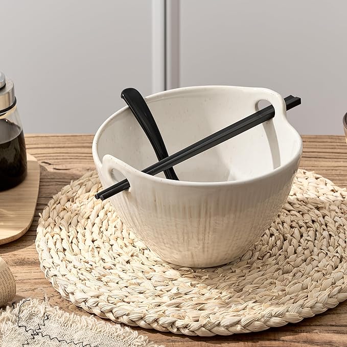 Ramen Bowl with Chopsticks and Spoons Set, 7 Inch Ceramic Noodle Bowl Set of 2, Dishwasher Safe for Pho Udon Soba Noodle Salad Pasta, Special Reactive Glazed White Bowls Set