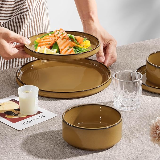 Herogo 24 Pieces Stoneware Dinnerware Set for 8, Ceramic Dinner Dishware Sets for Home Kitchen, Plates and Bowls with Rustic Terracotta Bottom, Dishwasher & Microwave Safe, Earthen Brown
