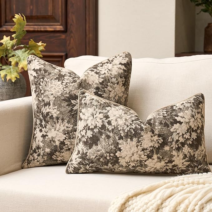 Yangest Neutral Floral Pillow Cover 12 x 20 Inches, Vintage Chenille Rectangle Throw Pillow Cover Soft Decorative Farmhouse Accent Couch Pillow Cover for Living Room Bedroom, Grey
