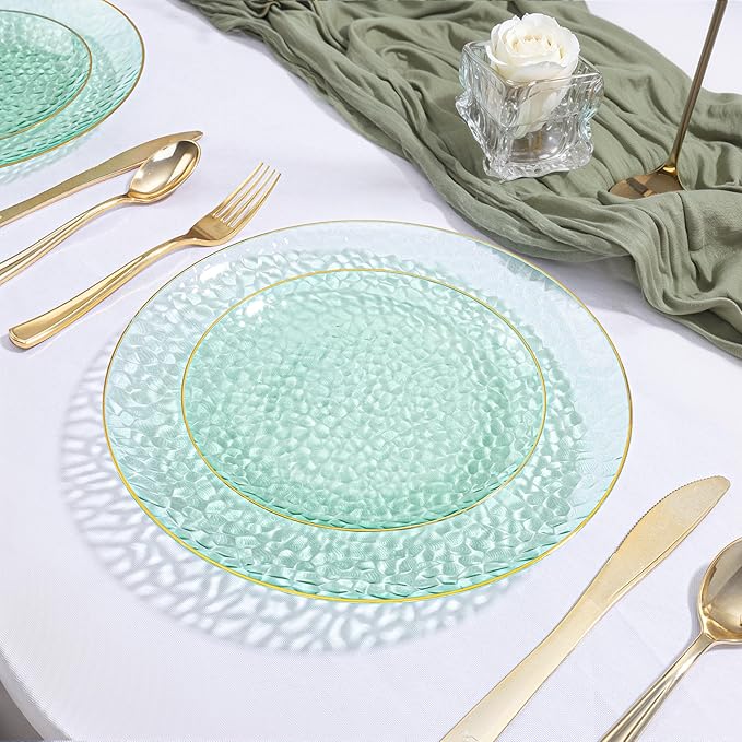 DaYammi 100PCS Green and Gold Plastic Plates - 10 inch Clear Green Gold Dinner Plates - Hammer Pattern Design - Fancy Disposable Platos - Heavy-Duty Party Platos Ideal for Wedding