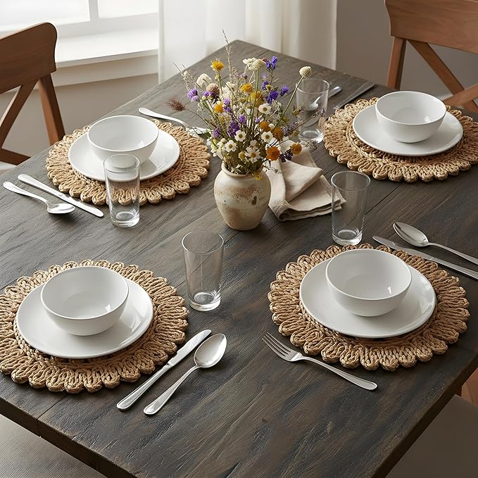13.8" Corn Husk Woven Round Placemats Set of 4 - Wicker Boho Farmhouse Placemats - Rattan Table Mats for Dining Table, Wedding, Home