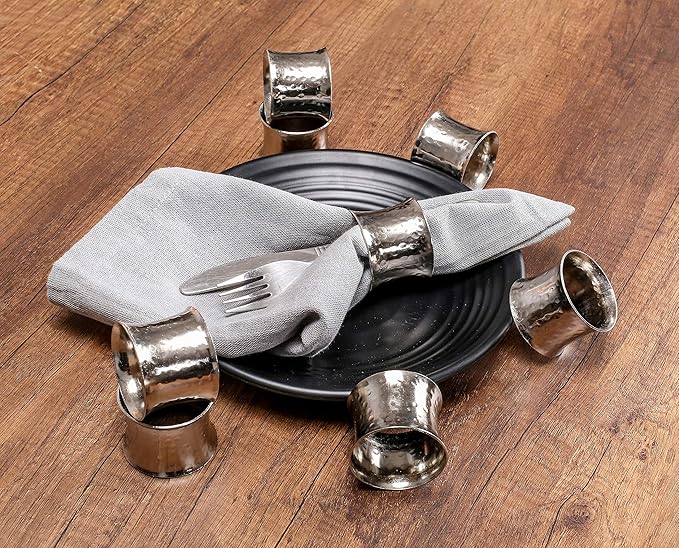 CLEENTABLE Farmhouse Napkin Rings Metal Spiral Napkin Rings -12 Pcs, Handcrafted Napkin Holders Buckles for Family Dinner, Christmas, Wedding, Party, Table Decorations (Silver)
